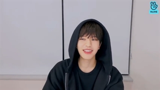 قسمت 9 ویلایو سونگمین عضو استری کیدز(Seungmin's Small But Certain Happiness ) با زیرنویس آنلاین فارسی