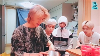 قسمت 7 ویلایو سونگمین و فیلیکس اعضای استری کیدز( Puppy Kitty School )  با زیرنویس انلاین فارسی