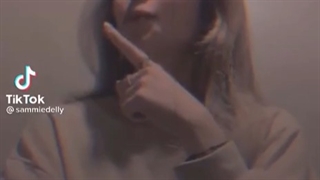 بر سر دوراهی مانده ام...