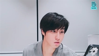 ویلایو هان عضو استری کیدز(Stay 2nd Birthday)با زیر نویس آنلاین فارسی