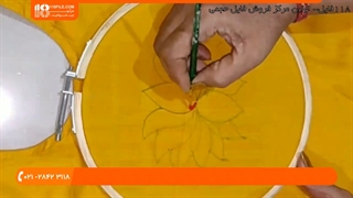 آموزش نقاشی گل سنتی با قلمو و اکرلیک بر روی پارچه