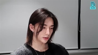 ویلایو هیونجین عضو استری کیدز( Hi) به تاریخ  21.02.19 با زیرنویس انلاین فارسی