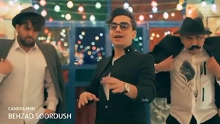 آهنگ محسن ابراهیم زاده عشقم عاشقتم