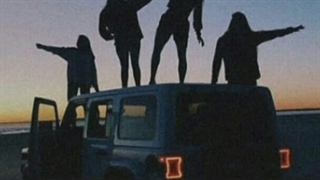 حالمون تو مدرسع