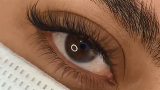 اکستنشن مژه تخصصی