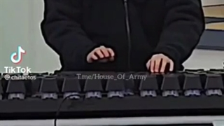 بیاین فراموش نکنیم که هیچوقت گول ظاهر کوک رو نخوریم ¥-¥