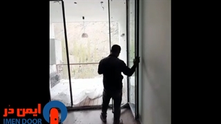 بالکن شیشه ای
