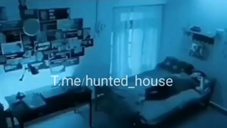 یکی از دلایلی که همه باید توی اتاقشون دوربین مداربسته داشته باشن((: