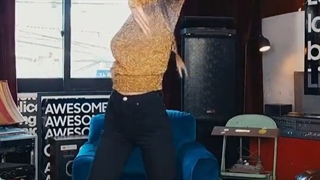 تیک تاک ساخت خود دخترا *اشک*