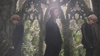 اجرای آهنگ Black Swan از BTS