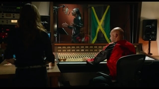 Pitch Perfect 2 | Snoop Dogg x Anna Kendrick — "Winter Wonderland / Here Comes Santa Claus"