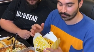 معرفی غذاهای استریل عطاویچ توسط عمو روحی