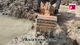 ماشین راهسازی آرسی بیل مکانیکی کنترلی هیدرولیک فلزی بزرگ برند لسو آسیاوند