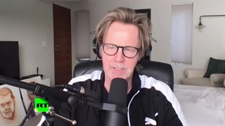 Dana Carvey بازیگر معروف هالیوود دانا کاروی درباره نمایش زنده یکشنبه هامی گوید