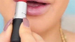 آموزش آرایش لب عالی و شیک با رژلب نود