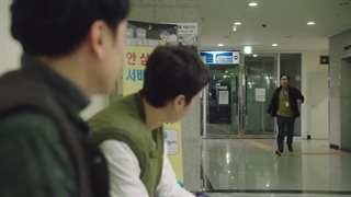 قسمت دوم سریال کره‌ای ایکس دیوانه در شهر The Crazy Guy in This District 2021+زیرنویس فارسی آنلاین با بازی اوه یون سو