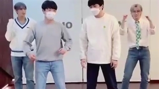 تیک تاک استرو