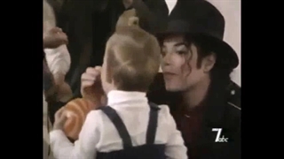 سخنی به مردم درمورد مایکل جکسون ..