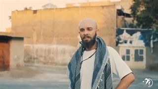 دختر کچل! بفرستید برای کچل ها