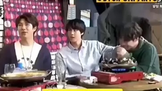 ابراز علاقه شوگا به تهیونگ و جونگ کوک XD