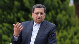 همتی: مناظرات، شبیه به مسابقه هفته شده است