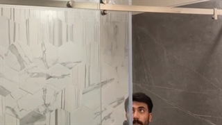 درب شیشه حمام اسپایدری در شمال تهران توسط کامادر