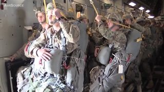 Paratroopers Static Line Jump From C17 پرش چتربازان نیروی هوابرد از سی 17