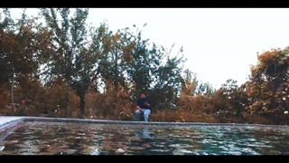 دانلود آهنگ جدید جواد بیات به نام مجنون عشق + به همراه متن موزیک