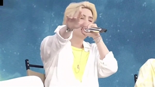 بی تی اس - اجرای "Move" - کنسرت دیروز