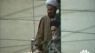 "اسلامی شدن دانشگاه"یعنی رهایی از وابستگی غرب و شرق