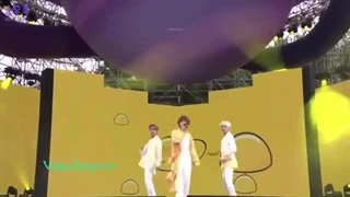 لایو اجرای butter بی تی اس در munster sowooso day 2