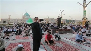 پشت صحنه مراسم جشن های دهه کرامت حرم مطهر رضوی
