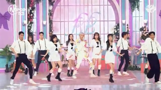 فن کم اجرای riBBon بم بم در M COUNTDOWN