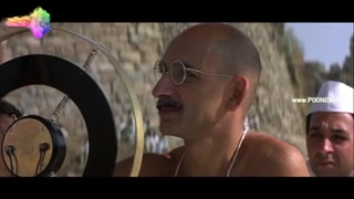 سکانس فیلم گاندی ، آتش زدن لباسهای ساخت انگلستان (Gandhi, 1982)