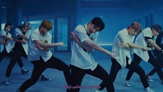 چالش بزرگترین از گالت. (موزیک ویدیو _Easy_ از گروه Stray kids )