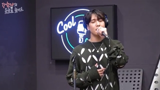 اجرای آهنگ Falling In Love یوگیوم در برنامه رادیویی KBS Cool FM Volume Up