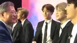 دیدار ریئس جمهور کره جنوبی با بی تی اس ♡♡♡♡