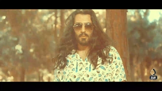 آهنگ واقعی را از ماکان بند دانلود کنید