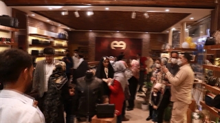 افتتاح فروشگاه چرم منطِ در شهر زاهدان