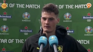 فاجعه ترجمه همزمان محمدرضا حکیمی، در برنامه ویژه شبکه‌ سه برای  یورو ۲۰۲۰