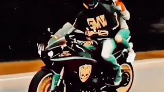 عشق فقط موتورسواری...*-*