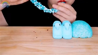 اسمر ( اینا چطودی اینقدر میخورن :|)