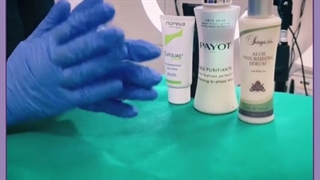 مراقبت از پوست چرب زاویه سازی صورت