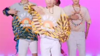 ریلی دنس Hello Future از NCT DREAM