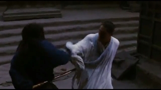 مبارزه جکی چان و جت لی ( یه صحنه رزمی عالی! )