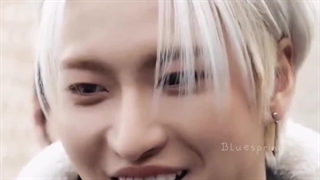 من دوست نداشتم خودمو نگاه کنم :)