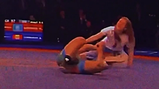 از این عشق قشنگتر هم داریم؟ (: پر پرواز من......