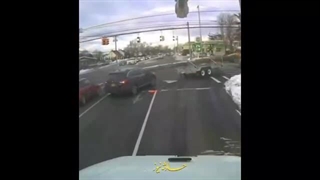 برخورد یک خودروی سوار با میلگرد در پشت