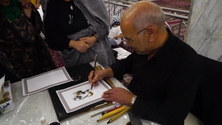 عرض ارادت ۸ استاد خوشنویسی مشهد به ساحت مقدس امام هشتم(ع)