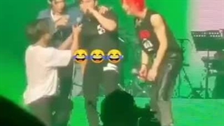 وقتی استری کیدز صداش مرغی میشه و میلرزه :-)